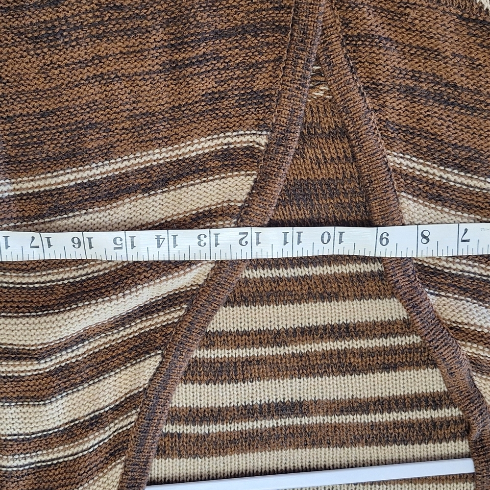 Cardigan - Picture 7 of 8